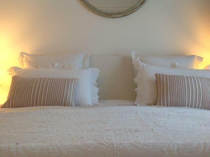 B&B Les Muscades Saint-Étienne-du-Grès Zewnętrze zdjęcie